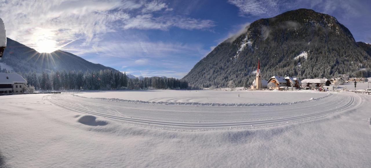 Hotel Messnerwirt Anterselva di Mezzo Ngoại thất bức ảnh