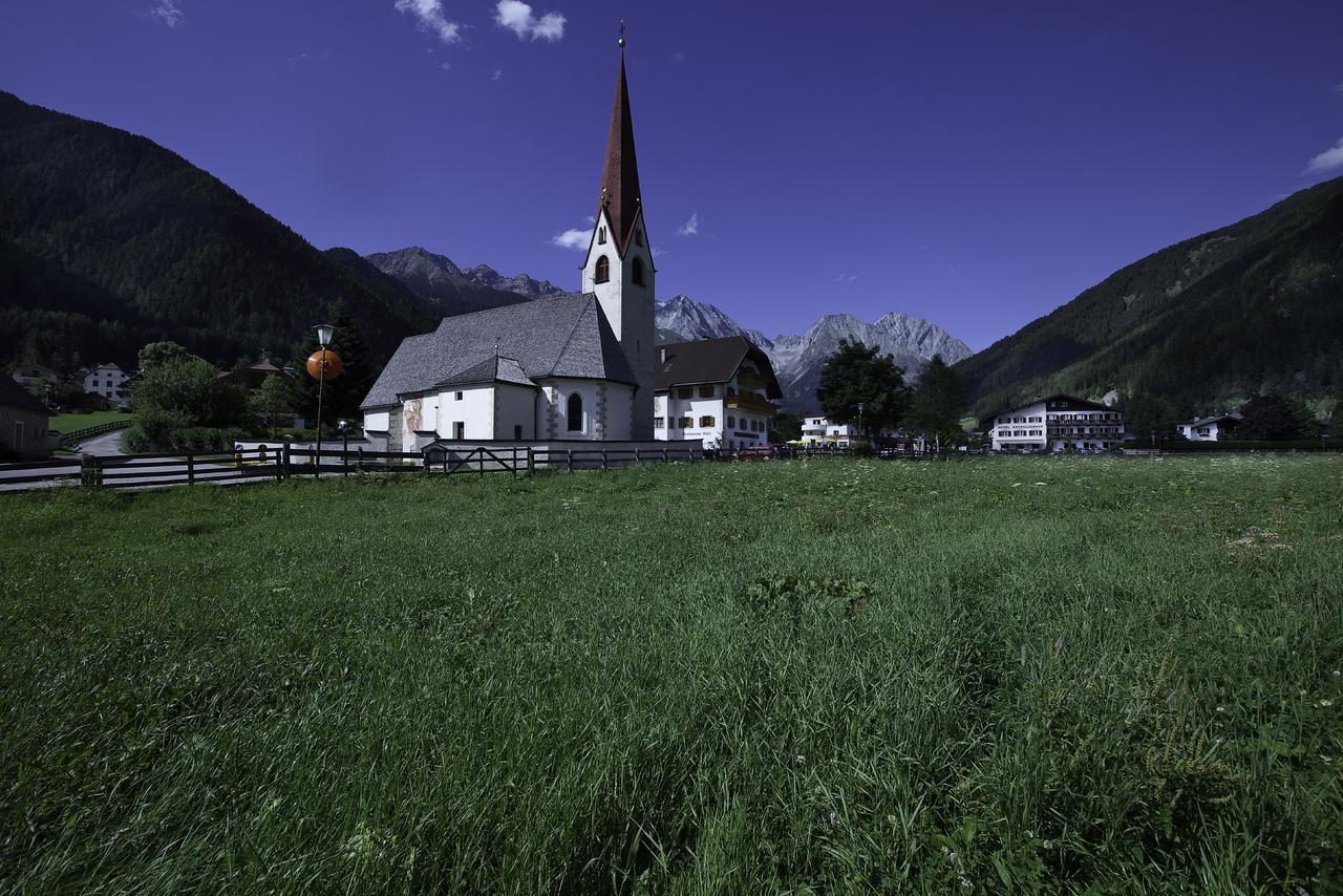 Hotel Messnerwirt Anterselva di Mezzo Ngoại thất bức ảnh